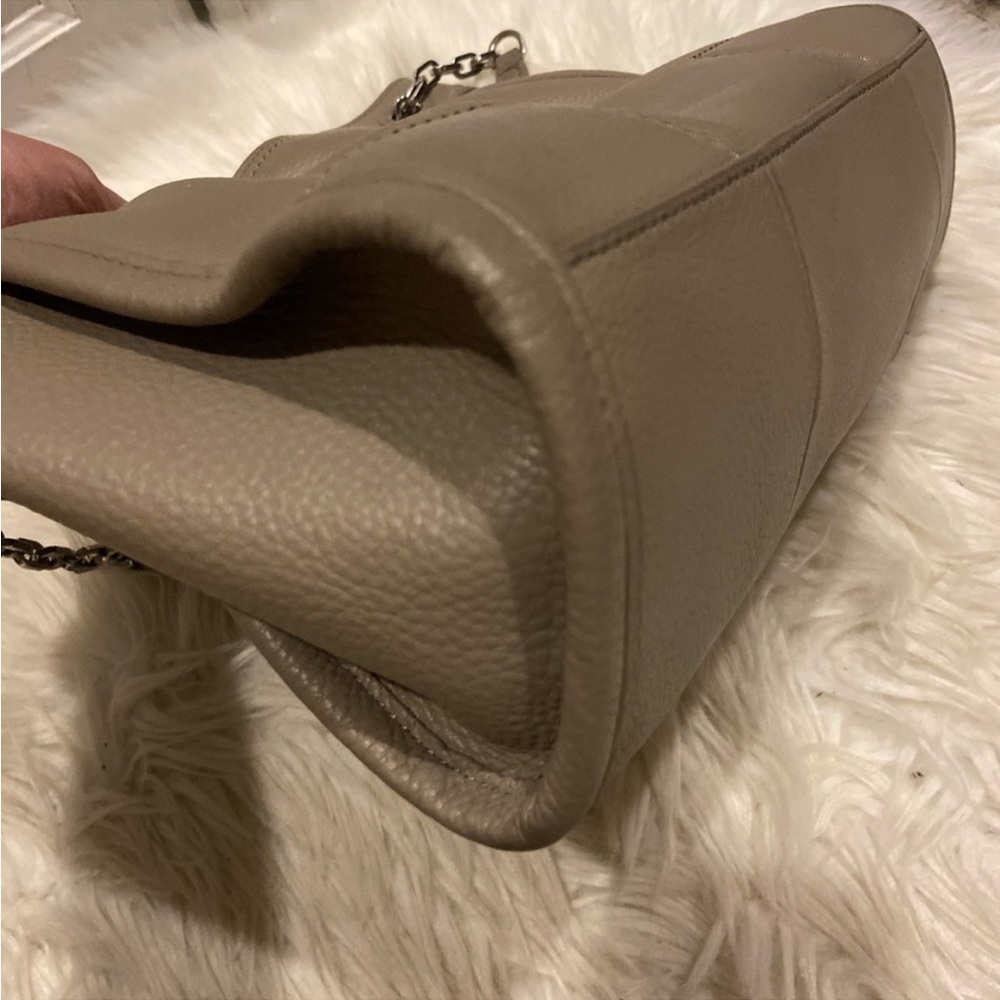 Tory Burch - Picture 3 of 6